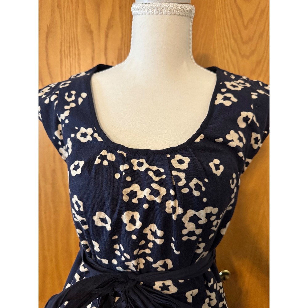 Ann Taylor LOFT Navy Blue White Floral Fit Flare Dress‎ with Pockets Size 2 - Picture 4 of 5